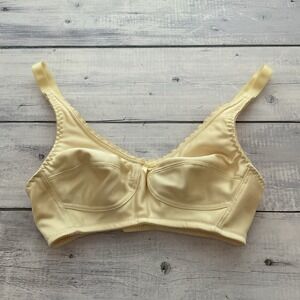 Airway Mastectomy Bra Womens 32A Nude Beige Wireless Soft Cup 1480